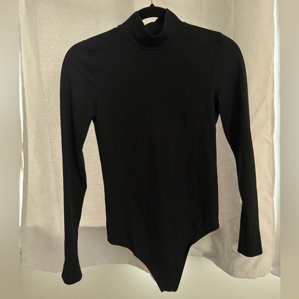 Black Long Sleeve Bodysuit Abercrombie and fitch